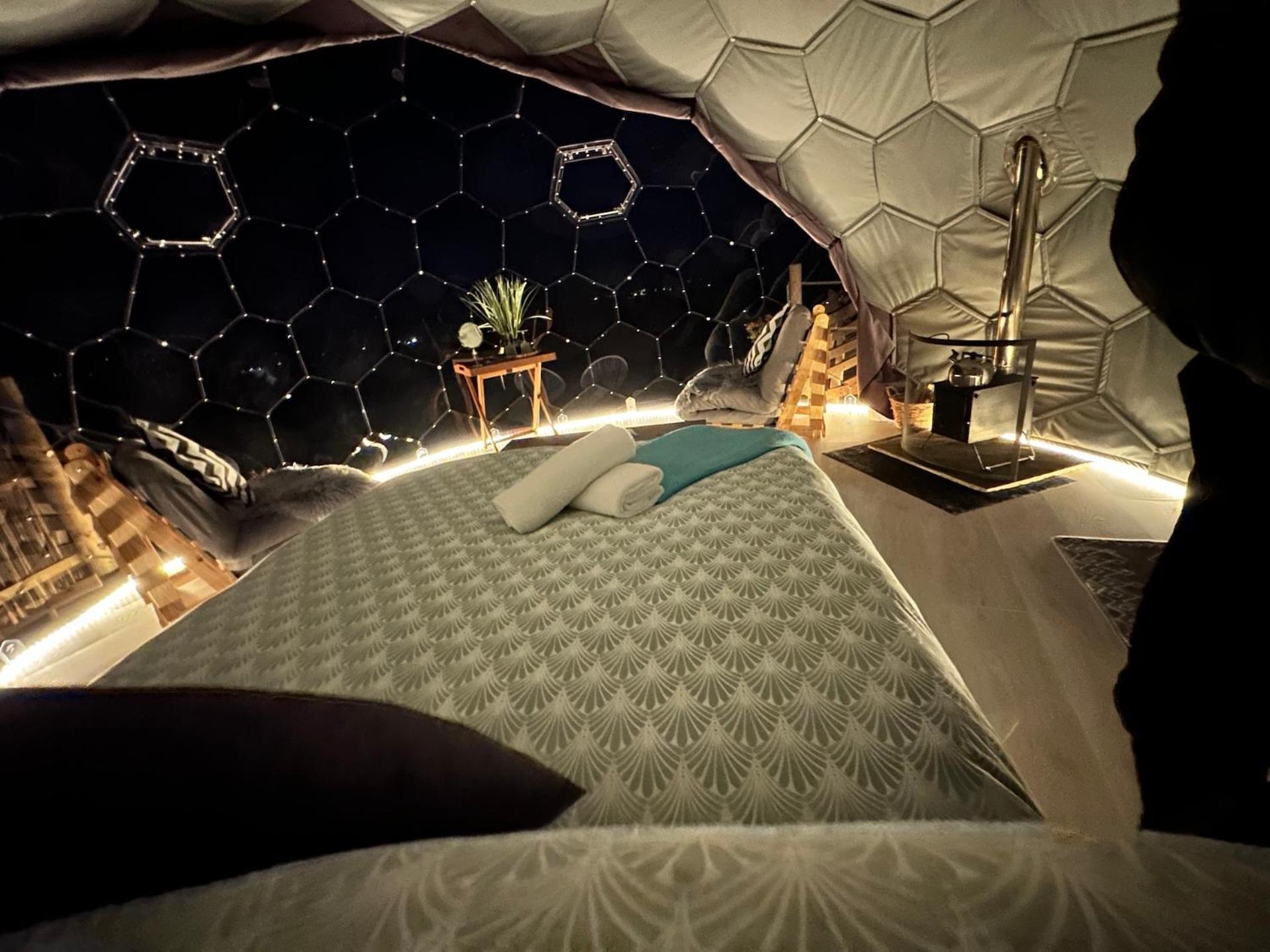 Deerstone Glamping-Boulsworth Hill Dome Hot Tub Hotel Earby Exterior foto